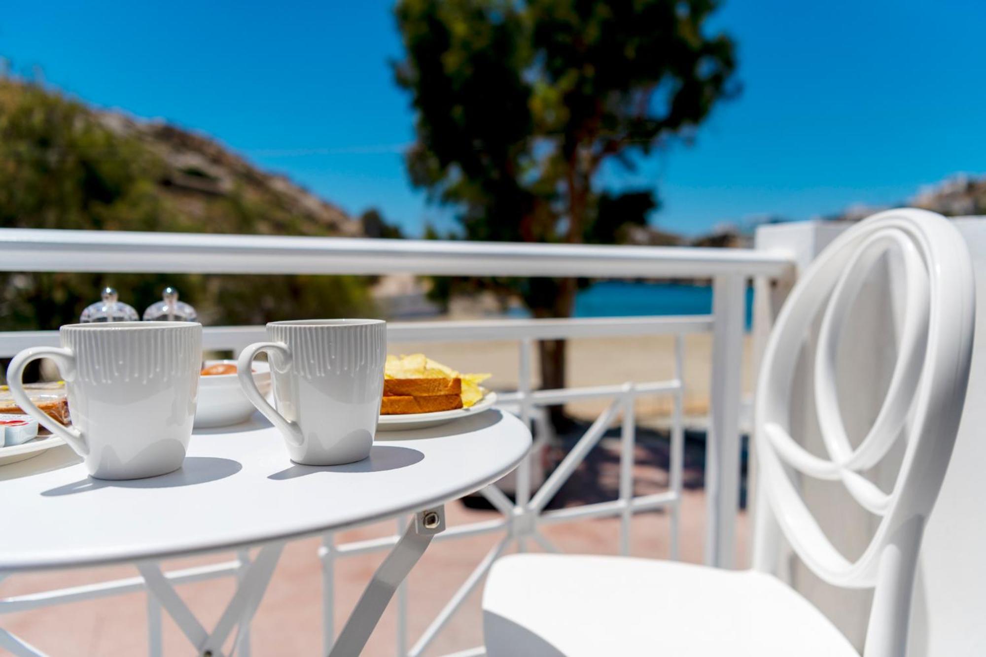 Hotel Kamelo Vári Dış mekan fotoğraf